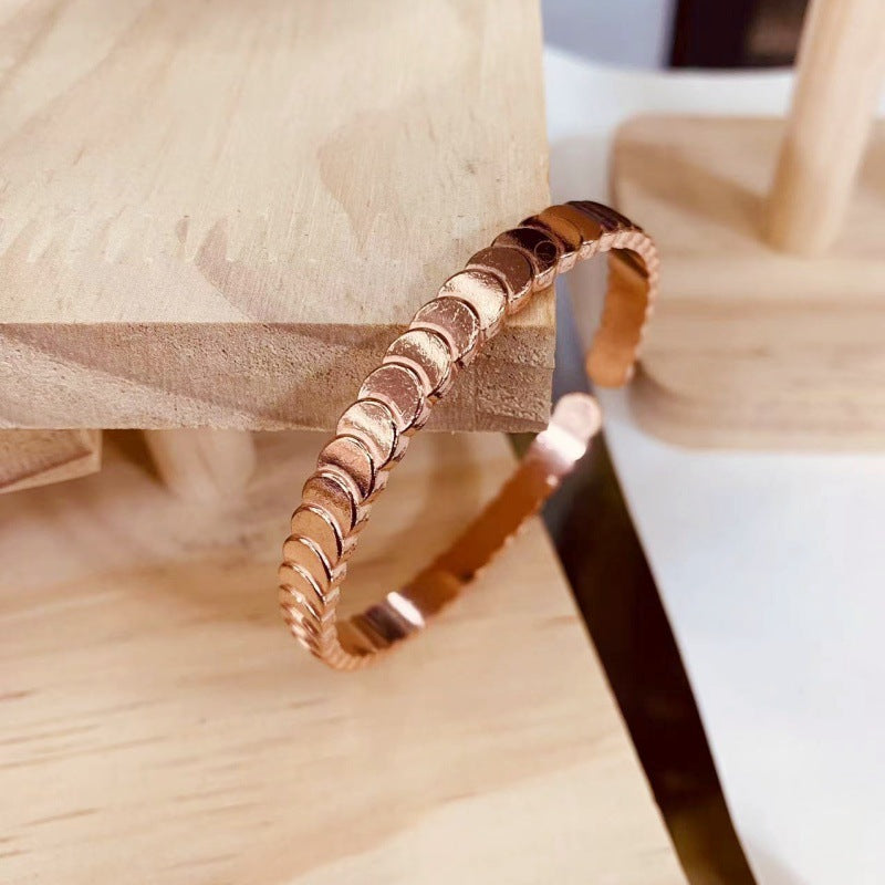 Women's Fashion Shimmering Wave Bracelet
