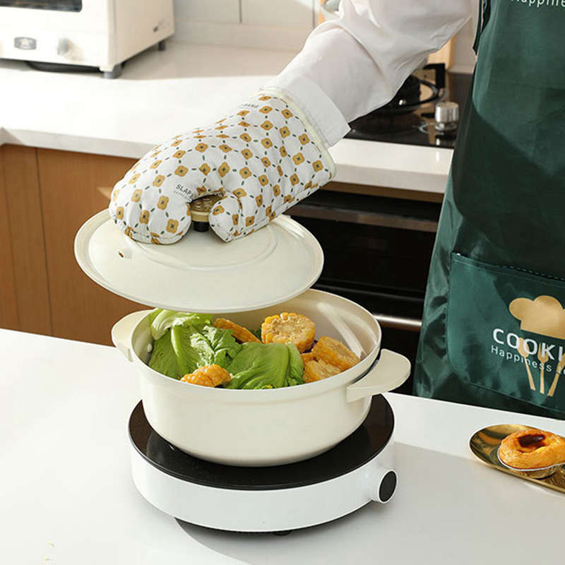 Non-Slip Heat-Resistant Cotton Oven Gloves