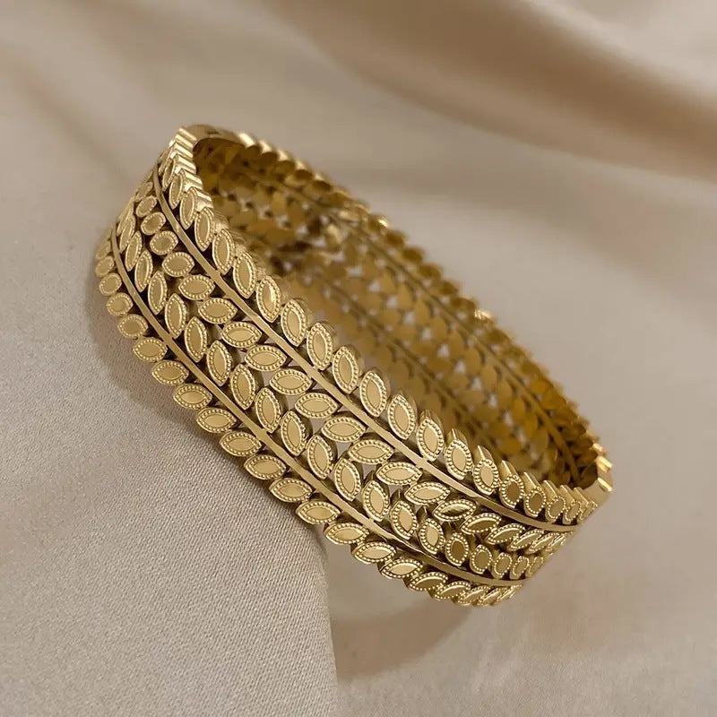 Bohemian Leaf Design Wide-Opening Stainless Steel Bracelet